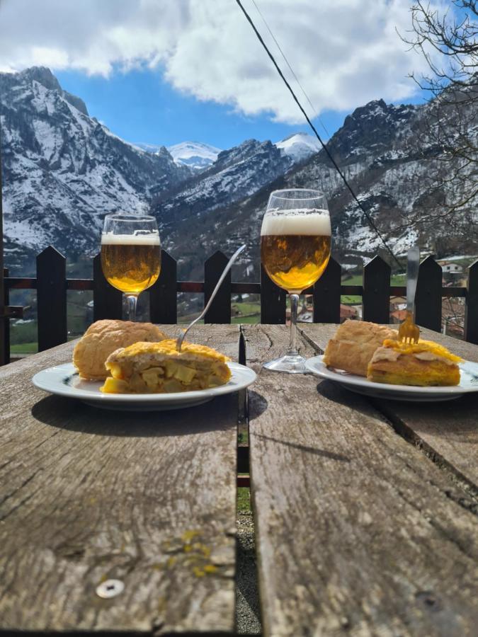 Hotel Rural El Sestil Dobres Bagian luar foto